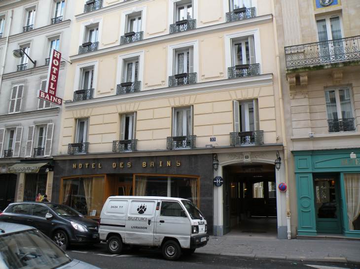  Hôtel des Bains, rue Delambre, 14e